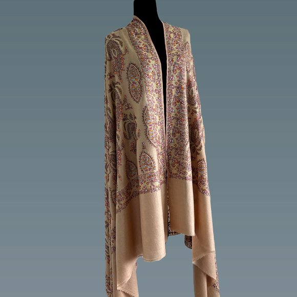 Large shoulder wrap | Elegant shoulder wrap | Pure Cashmere Wrap, Travel Wrap - Picture 10 of 12